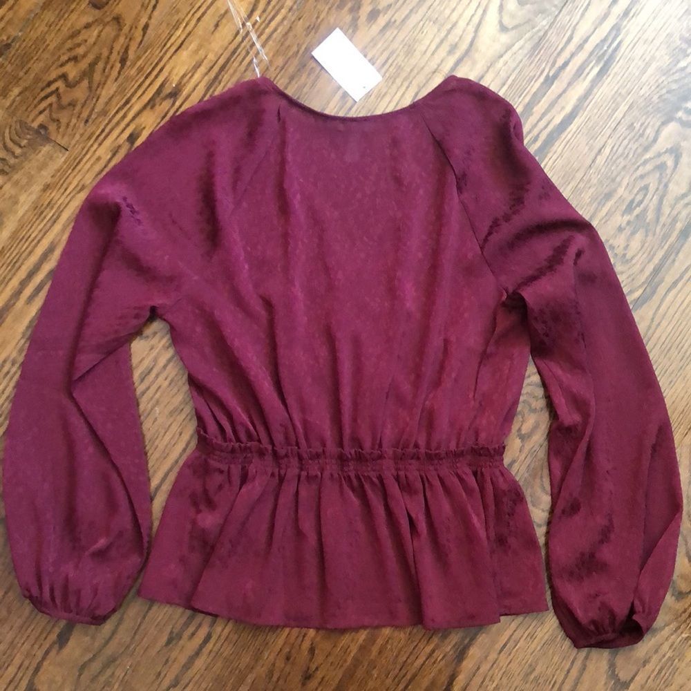 LEITH Women’s Wine Cross Over Stretch Waist Peplum Blouse Elastic Cuffs Sz M NWT - Picture 11 of 11